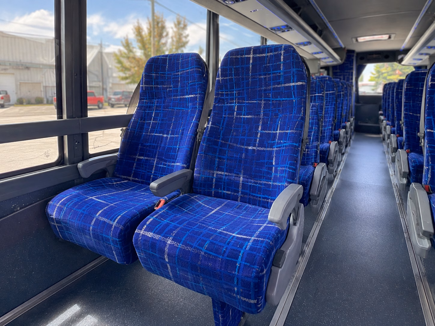 with one form compare buses for sonoita and elgin wine country day trips